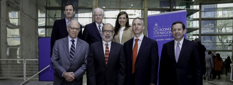 El texto, patrocinado por la ABIF, fue presentando en el seminario “Banca y Desarrollo” organizado por la Facultad de Economía de la Universidad de Chile.