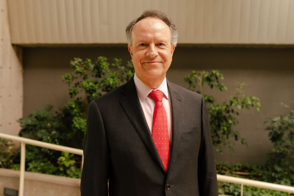 Directorio de la Asociación de Bancos ratifica por un nuevo período a José Manuel Mena como su presidente